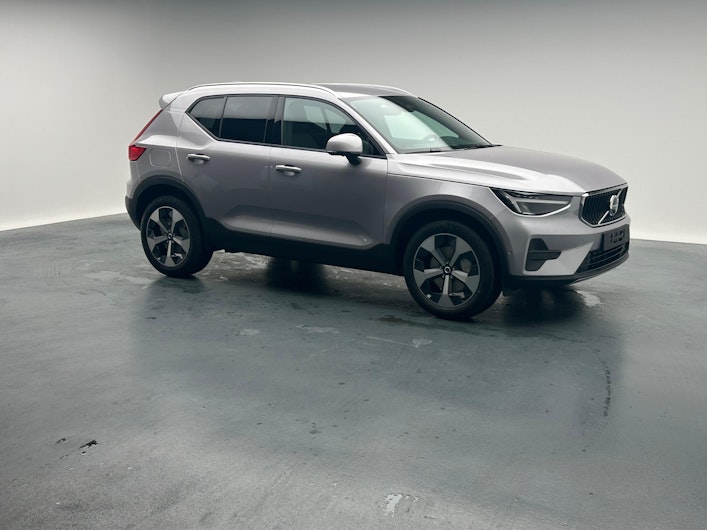 Vehicle image VOLVO XC40