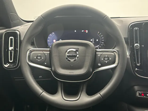 Volvo XC40 2.0 B3 MH XCITE