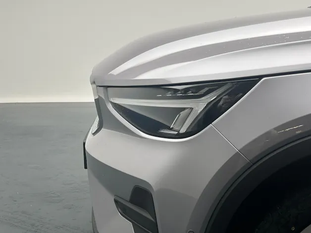 Volvo XC40 2.0 B3 MH XCITE