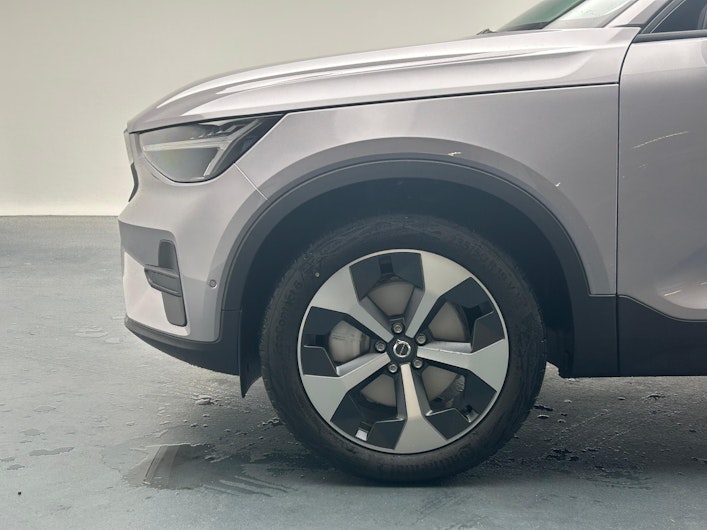 Vehicle image VOLVO XC40