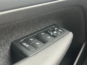 Volvo XC40 2.0 B3 MH XCITE