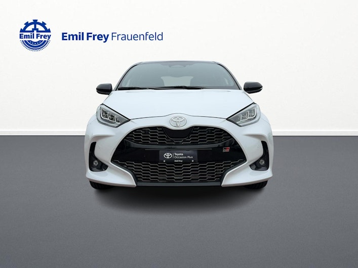 Vehicle image TOYOTA YARIS