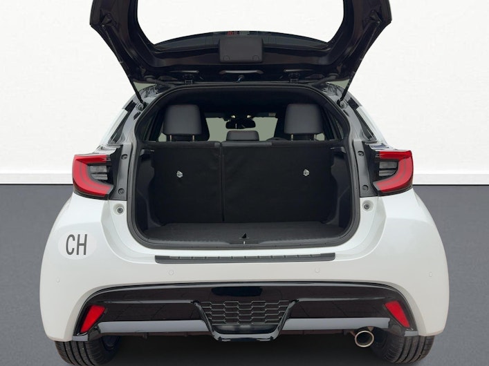 Vehicle image TOYOTA YARIS