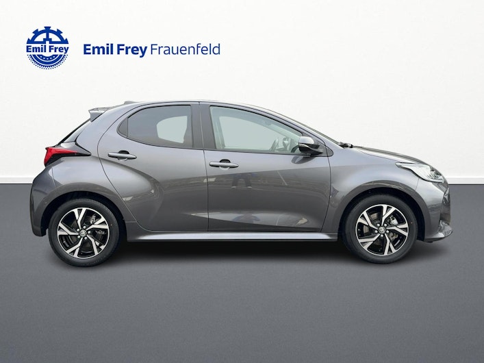 Vehicle image TOYOTA YARIS