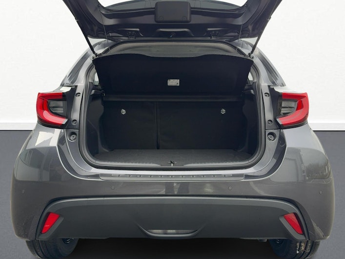 Vehicle image TOYOTA YARIS