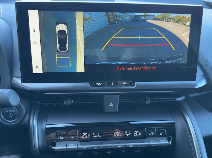 Vehicle image TOYOTA C-HR