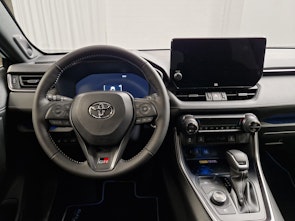 Vehicle image TOYOTA RAV4 2.5 HSD GR Sport