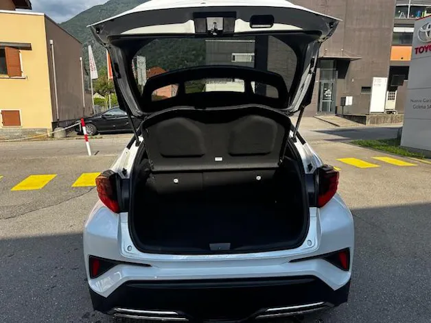 Toyota C-HR 2.0 VVTi HSD Move