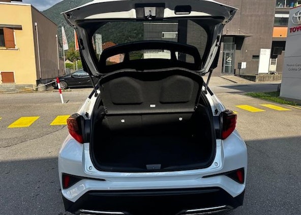 Vehicle image 9 Vehicle image 9