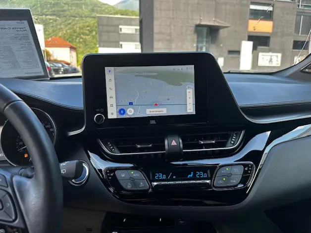 Toyota C-HR 2.0 VVTi HSD Move