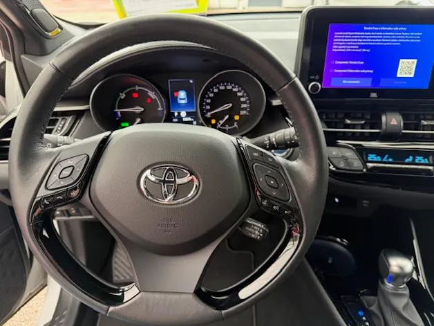 Toyota C-HR 2.0 VVTi HSD Move