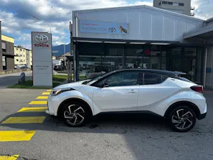 Toyota C-HR 2.0 VVTi HSD Move