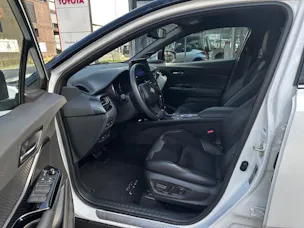 Toyota C-HR 2.0 VVTi HSD Move