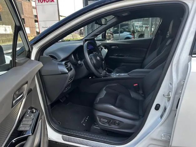 Toyota C-HR 2.0 VVTi HSD Move