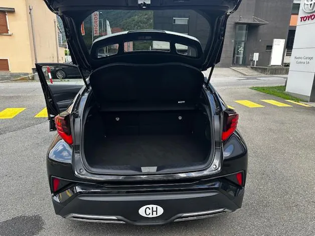Toyota C-HR 2.0 VVTi HSD Move