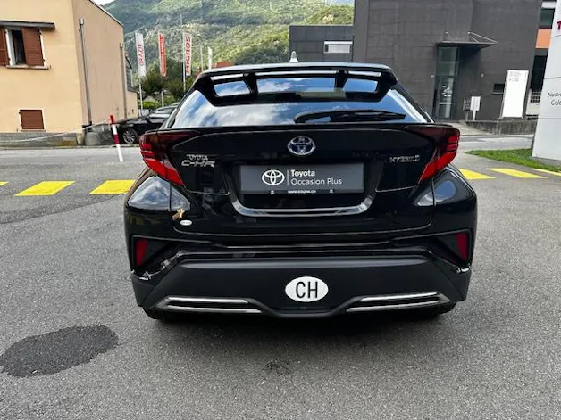Toyota C-HR 2.0 VVTi HSD Move