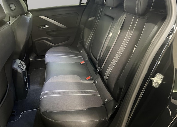 Vehicle image 10 Vehicle image 10