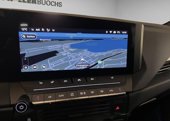 Vehicle image 8 Vehicle image 8