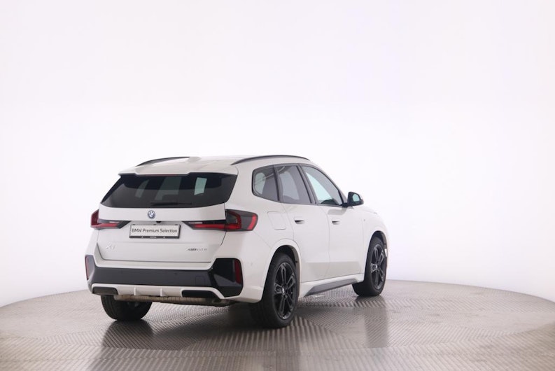 Vehicle image BMW X1
