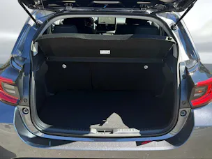 Toyota Yaris 1.5 VVT-i HSD Trend
