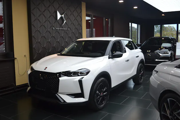 DS Automobiles 3 Crossback E-Tense Bastille