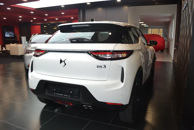 DS Automobiles 3 Crossback E-Tense Bastille