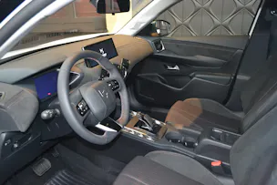DS Automobiles 3 Crossback E-Tense Bastille