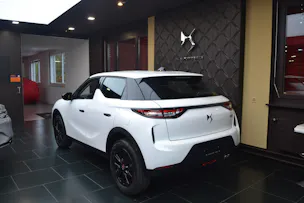 DS Automobiles 3 Crossback E-Tense Bastille