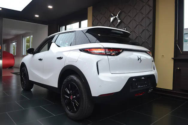 DS Automobiles 3 Crossback E-Tense Bastille