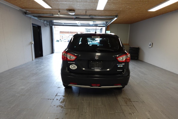 Vehicle image 20