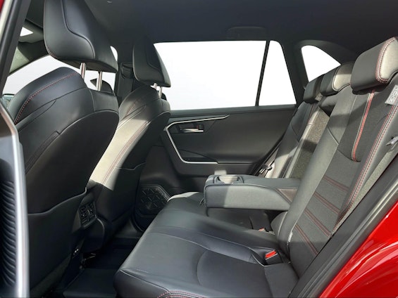 Vehicle image 23