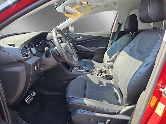 Vehicle image 8 Vehicle image 8