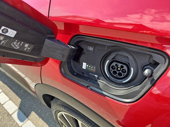 Vehicle image 17 Vehicle image 17