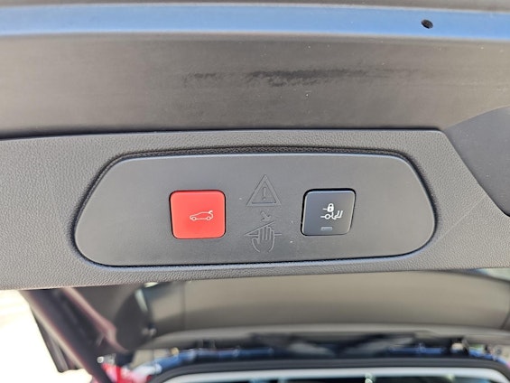 Vehicle image 19 Vehicle image 19