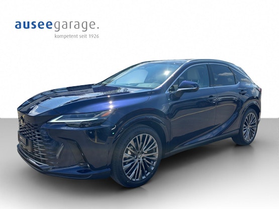 First vehicle image