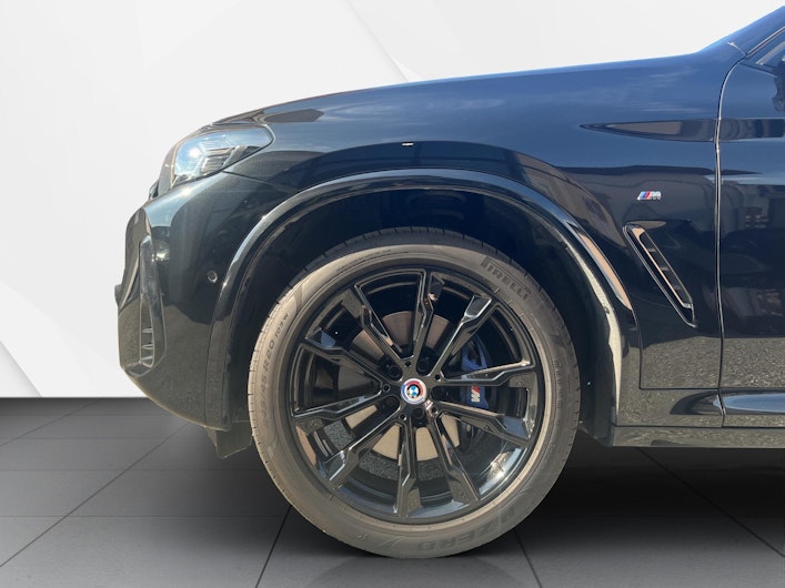 Vehicle image BMW X4