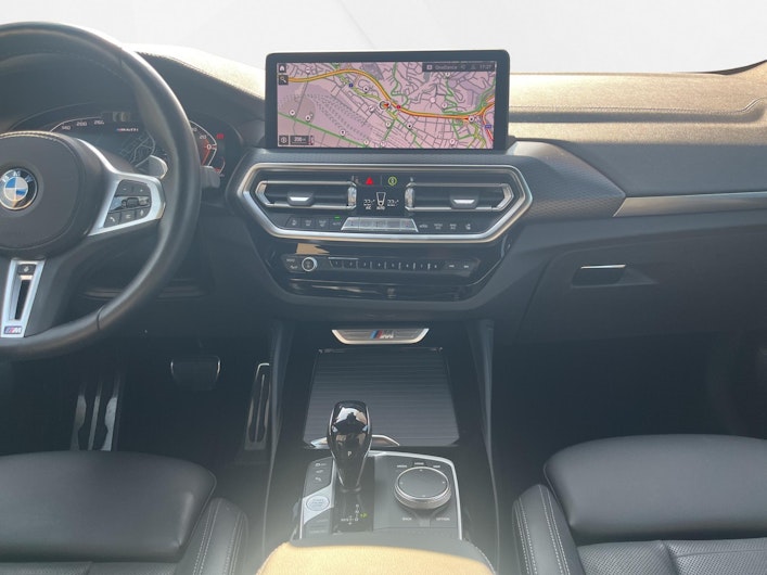 Vehicle image BMW X4