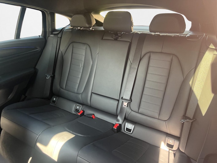 Vehicle image BMW X4