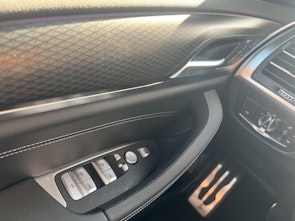 Vehicle image BMW X4 M40i