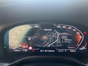 Vehicle image BMW X4 M40i