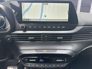 Hyundai BAYON 1.0 T-GDi 100 Amplia Safe Tec