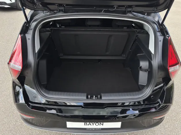 Hyundai BAYON 1.0 T-GDi 100 Amplia Safe Tec