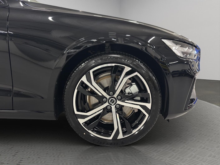 Vehicle image VOLVO V60