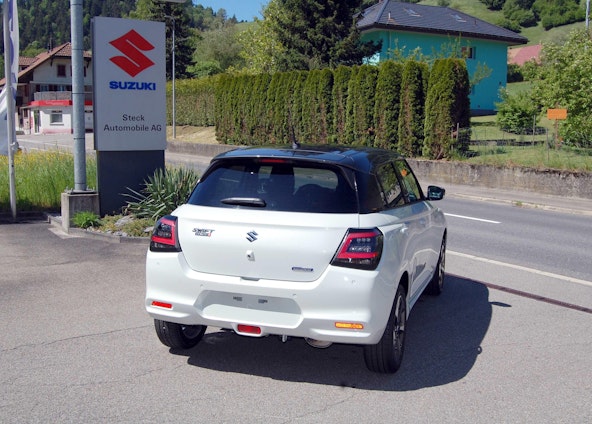 immagine del veicolo 5 immagine del veicolo 5