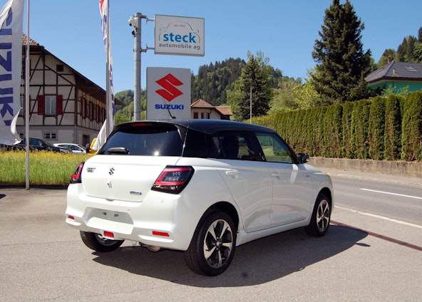 immagine del veicolo 4 immagine del veicolo 4