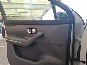 Leapmotor C10 1.5 REEV Design