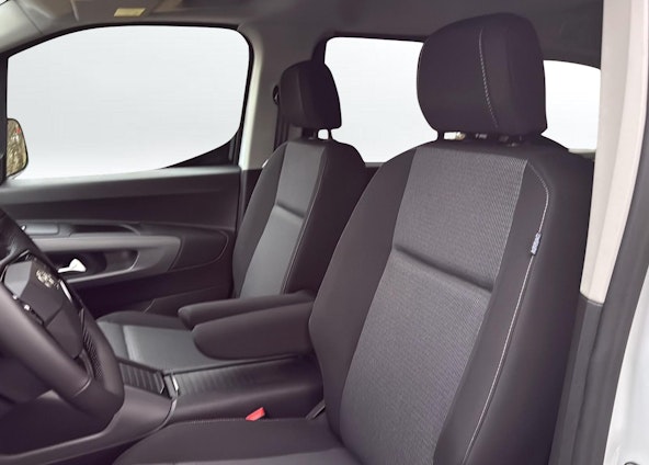 Vehicle image 5 Vehicle image 5