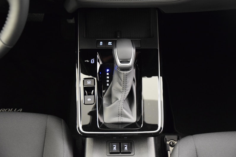 Vehicle image TOYOTA COROLLA CROSS