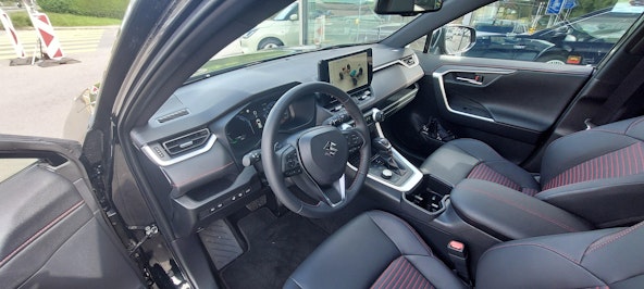 Vehicle image 7