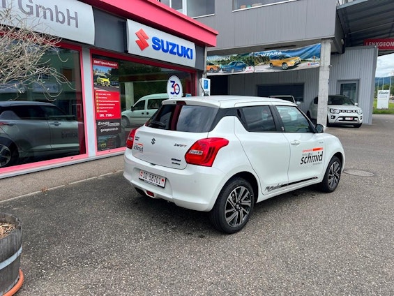 Vehicle image 2 Vehicle image 2